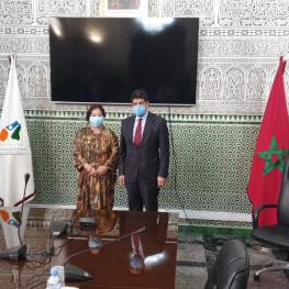 استقبل رئيس مجلس الجهة السيد مصطفى بكوري ، يوم الخميس 23 أبريل بمقر الجهة، سيدة الأعمال الصينية السيدة تشان لي خوا التي تدير مصانع كبرى بجمهورية الصين الشعبية تشتغل في مجال البناء والآليات.