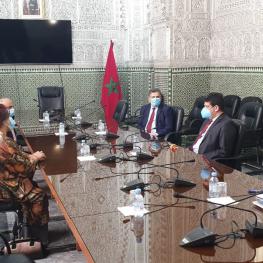 استقبل رئيس مجلس الجهة السيد مصطفى بكوري ، يوم الخميس 23 أبريل بمقر الجهة، سيدة الأعمال الصينية السيدة تشان لي خوا التي تدير مصانع كبرى بجمهورية الصين الشعبية تشتغل في مجال البناء والآليات.